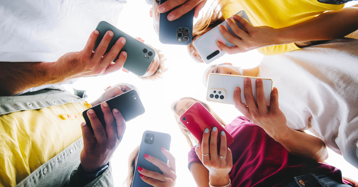The Cruel Game: When Teenage Boys “Bait” Girls for Explicit Photos